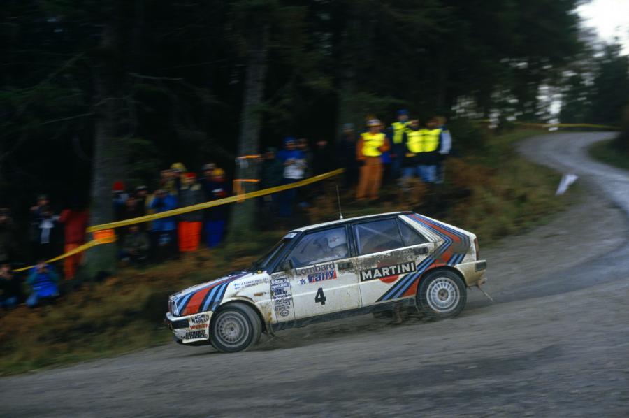  Lancia Delta HF 4WD Group A (SE043) 1987 года  (фото 4 из 11)